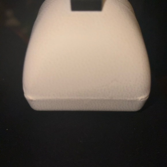 Ever Us ring size 5.5. Beautiful ring. - Picture 8 of 13